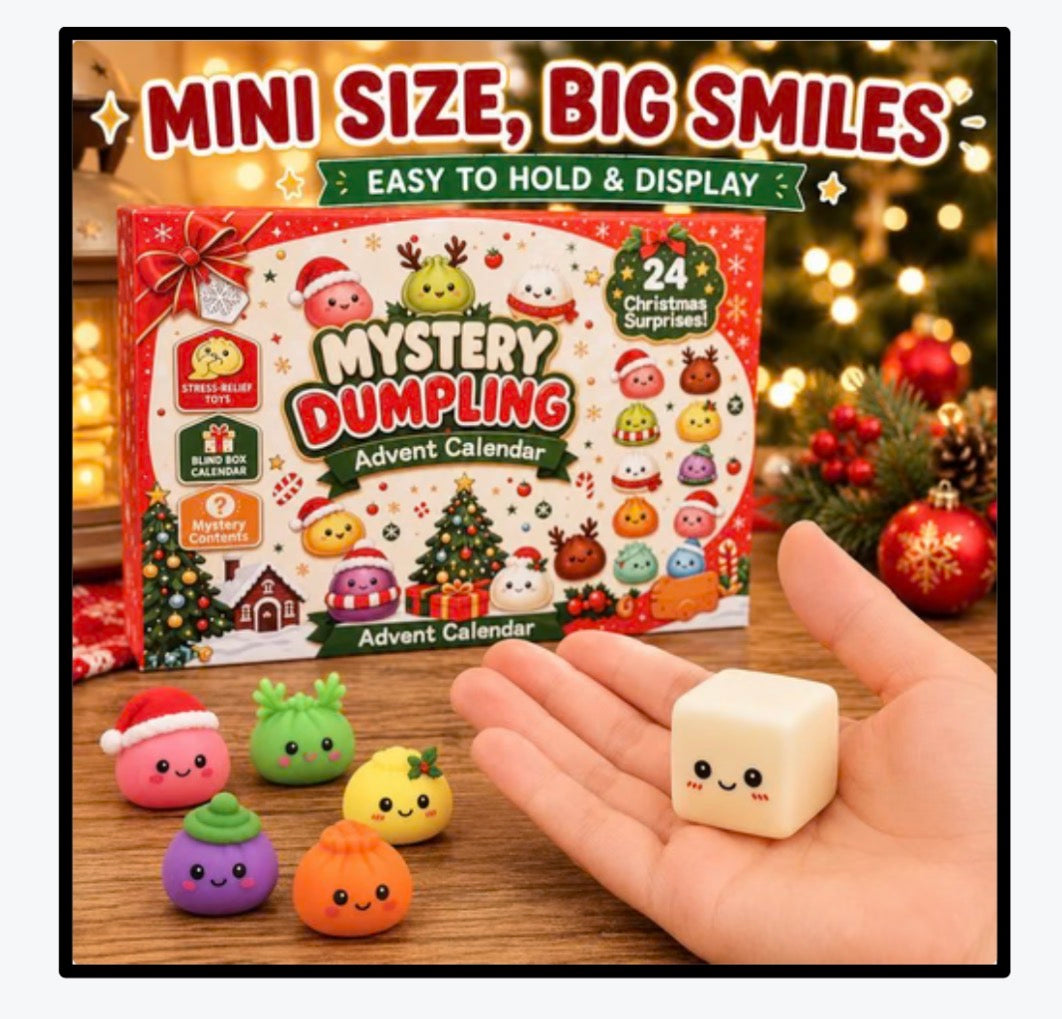 Mini Christmas dumpling squishies displayed in hand